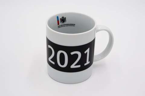 Tasse mit Kennzeichenaufdruck